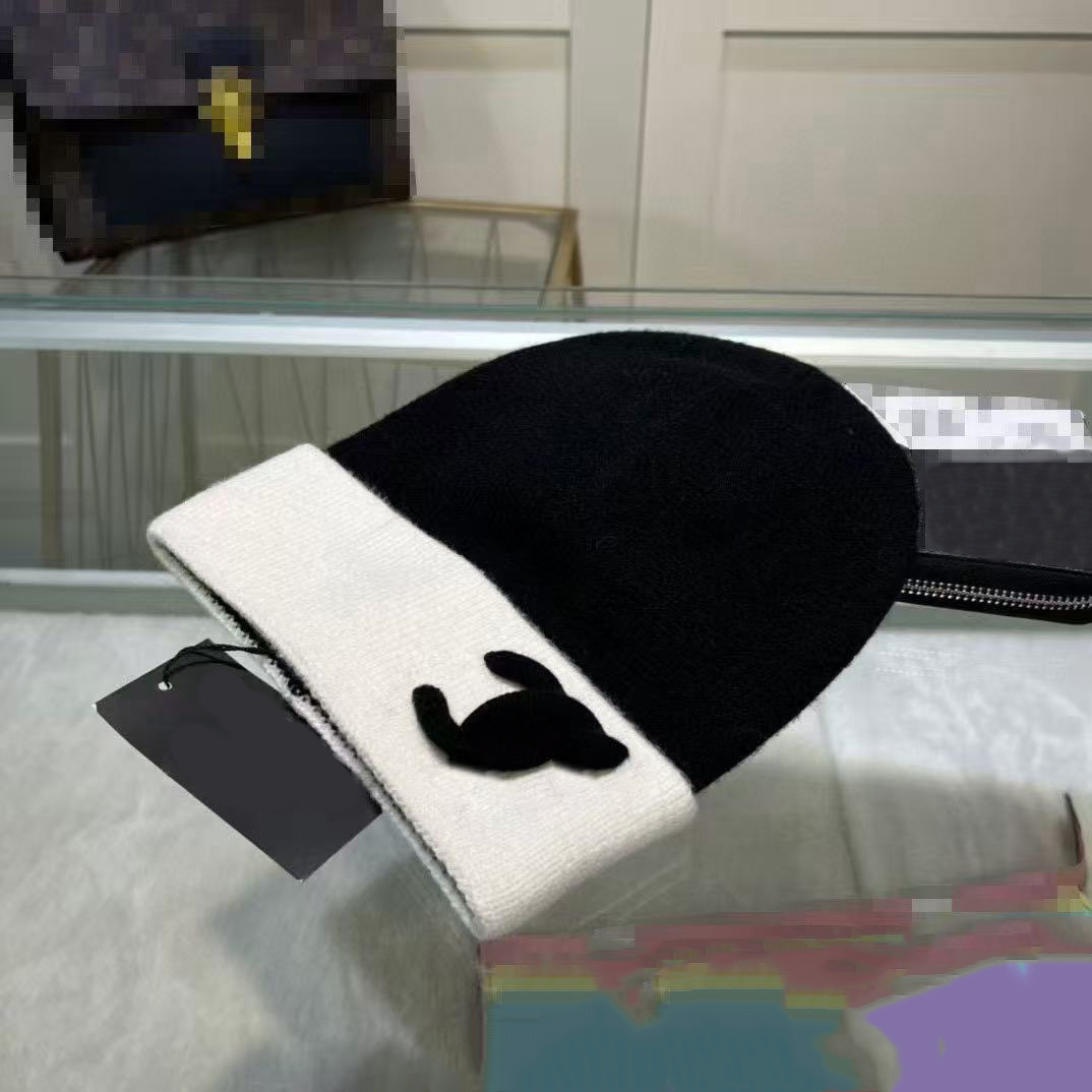 Designer beanie cap hat men bonnet for women winter hats brand knitwear hat solid letter high quality prevalent versatile beanie warm letter design hat Christmas