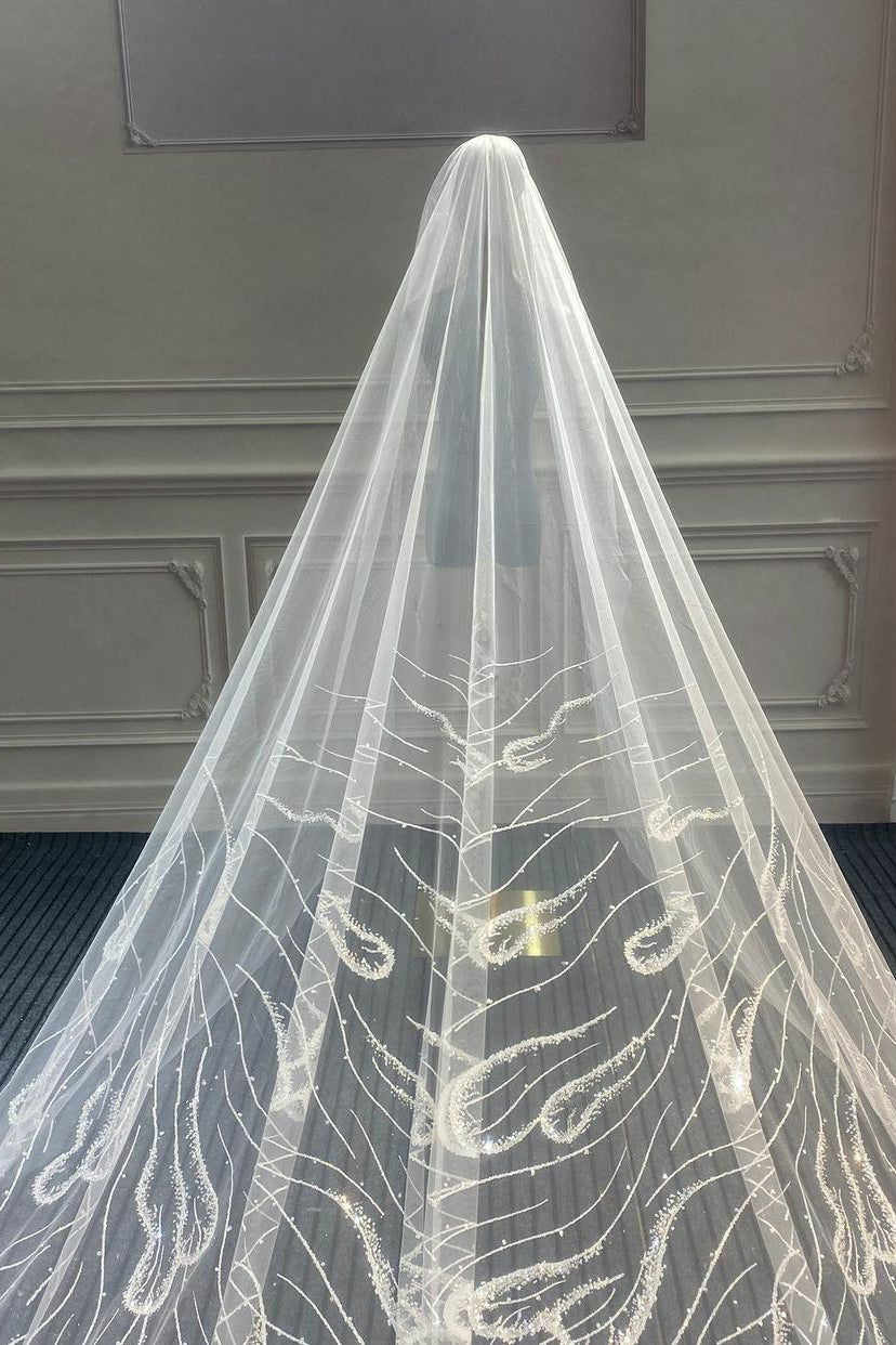 Cathedral Length Customized Wedding Veil One Tier Luxury Sequins Bridal Veil Long Tulle Veil with Comb Wedding Accessories