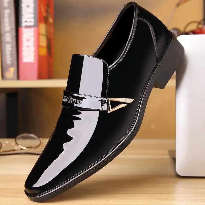 Spring Autumn Mens New Leather Shoes Casual Patent Leather Oxford Footwear Moccasin Fion Business Shoes Trend Non-Slip Shoe Y250730