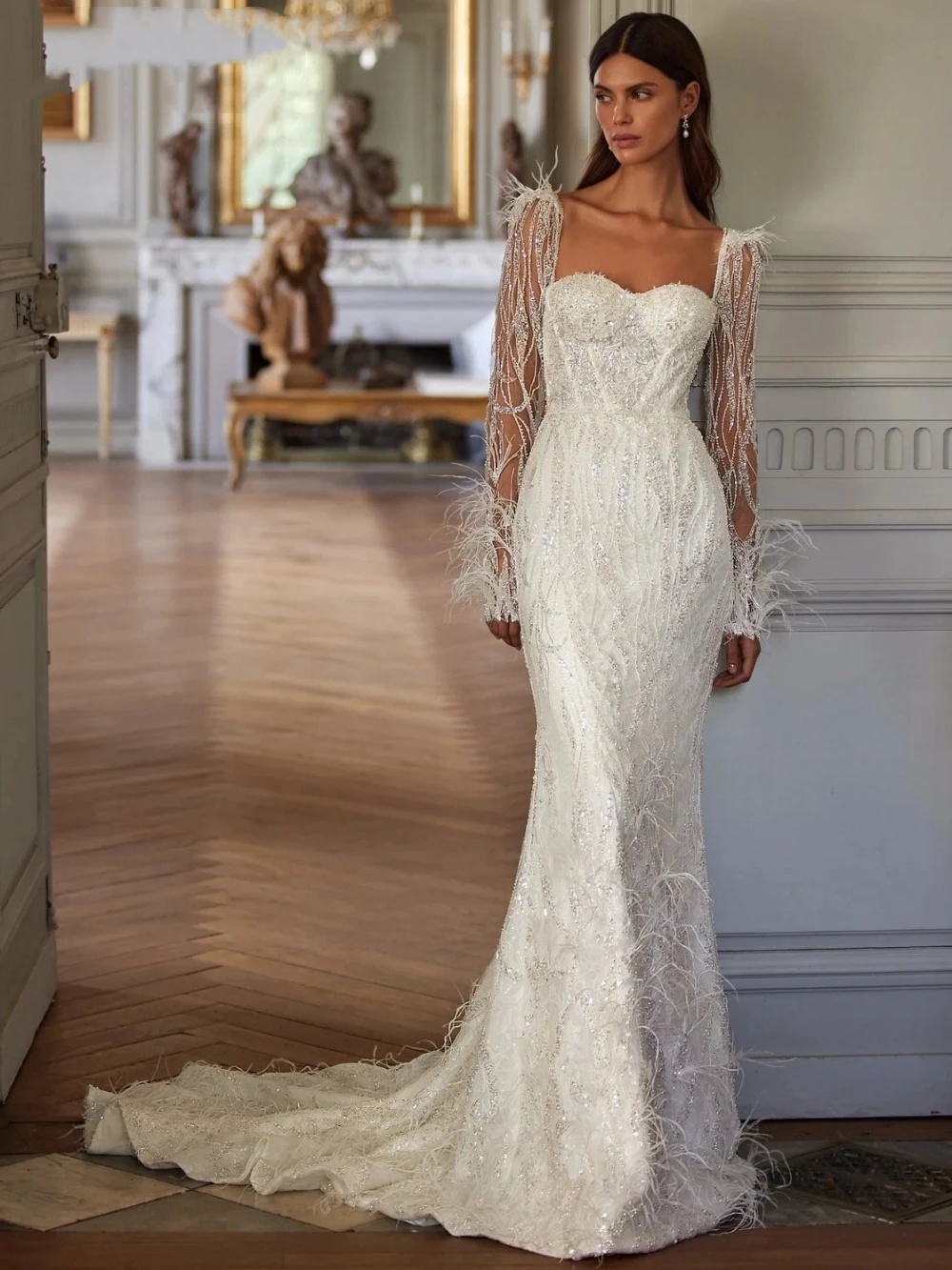 Classic Mermaid Wedding Dress Sweetheart Neck Long Sleeves Bridal Gowns Sequins Feather Backless Sweep Train Dresses Custom Made vestidos de novia