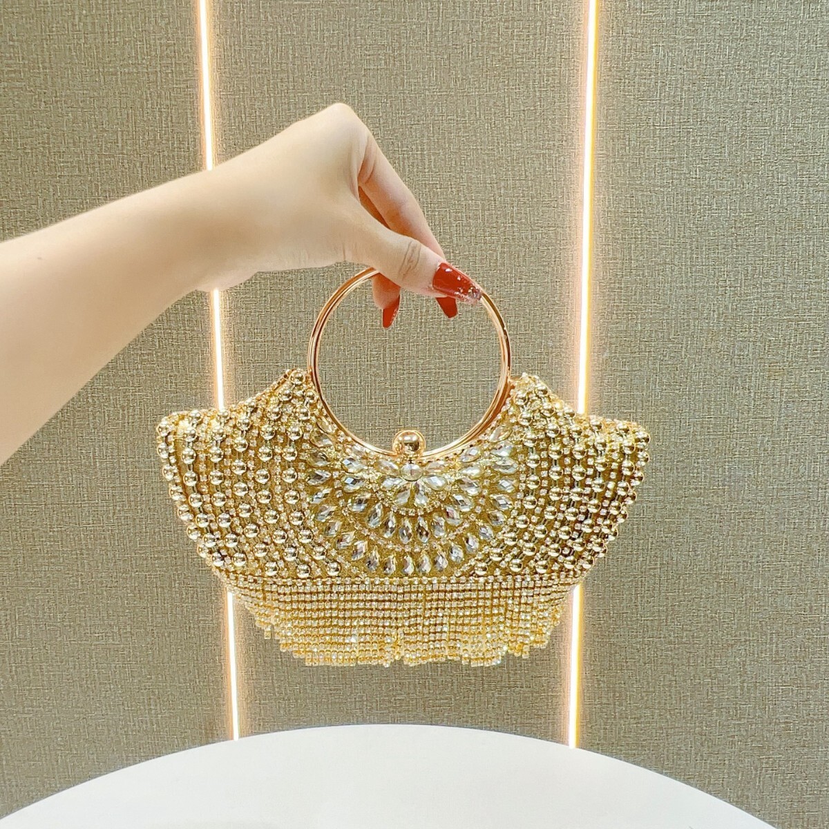 2025 Designer's New Women's Banquet Bag Full Diamond Fashion Inlaid Diamond Handbag