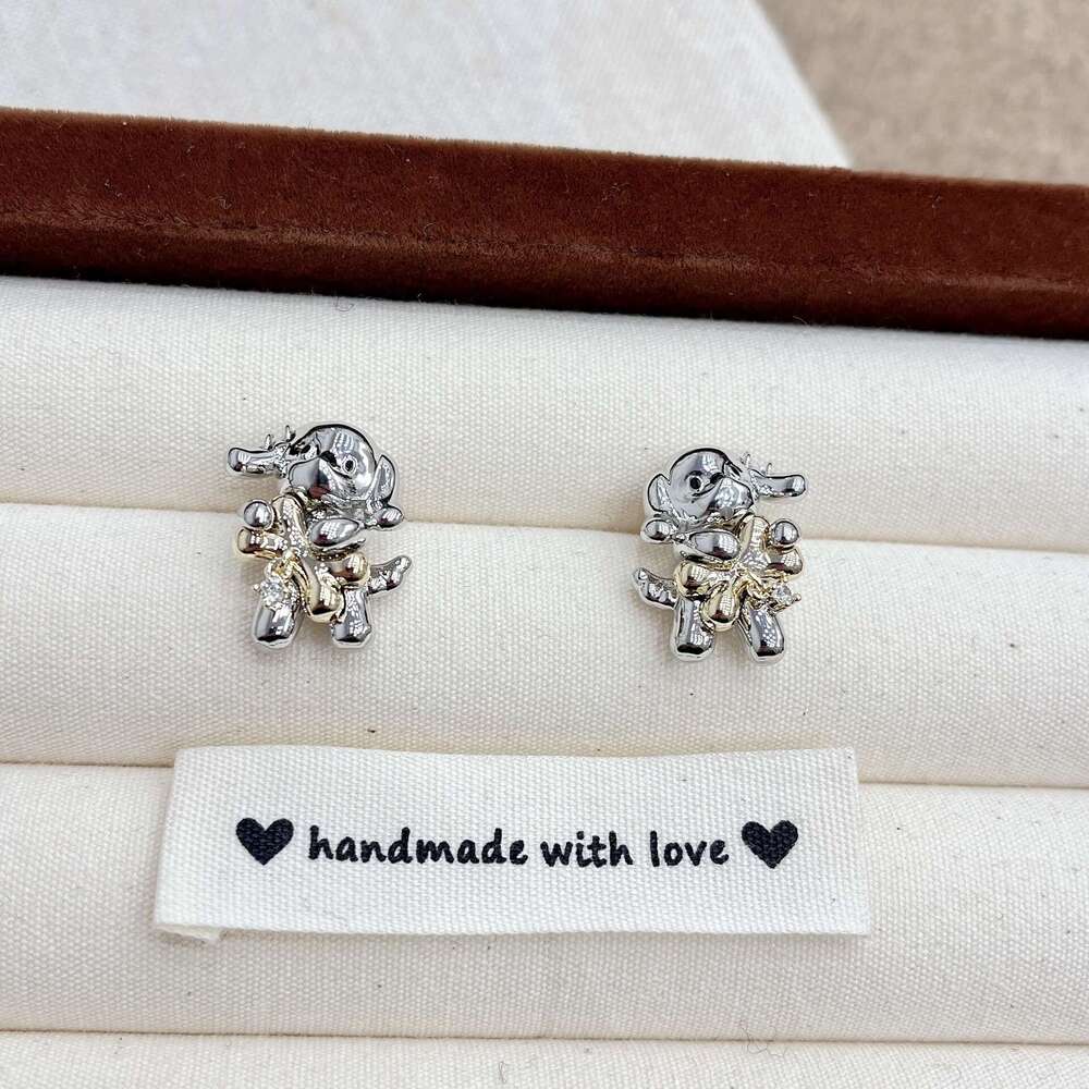 High-End Trendy Unique Design Bone Puppy Earrings Personality Hip-Hop Punk Style Studs 21b