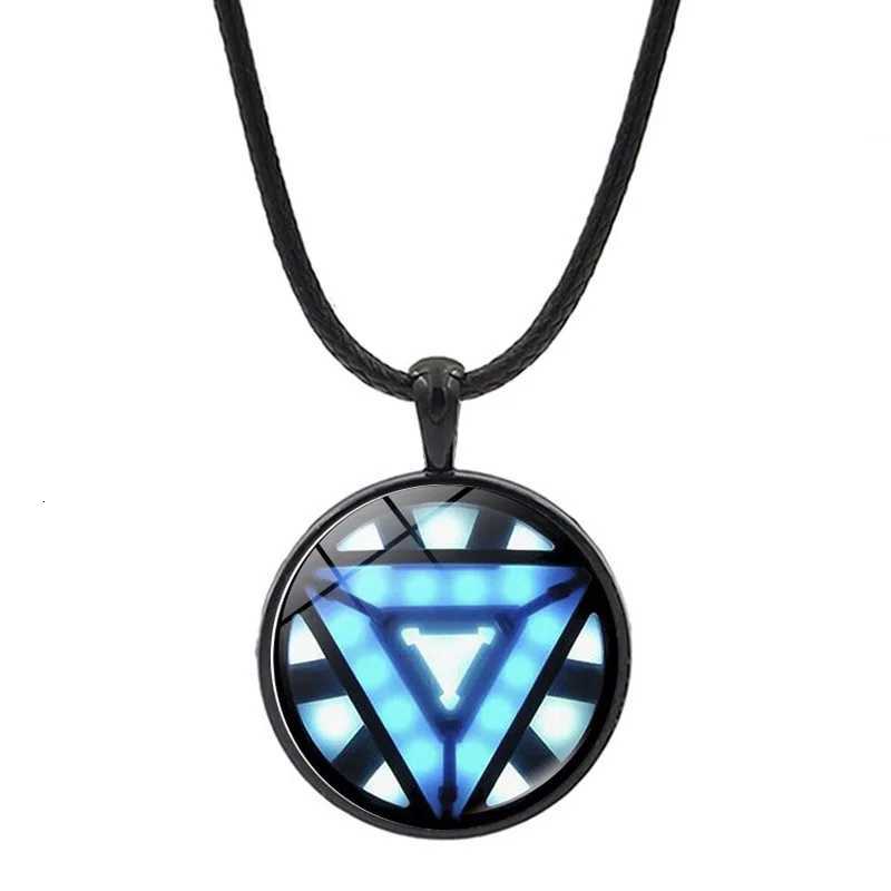 Ctain America Shield Series Pendant Necklace New Wen Men Jewelry Chains Fashion Collection Ornament Kids Gifts Y250730