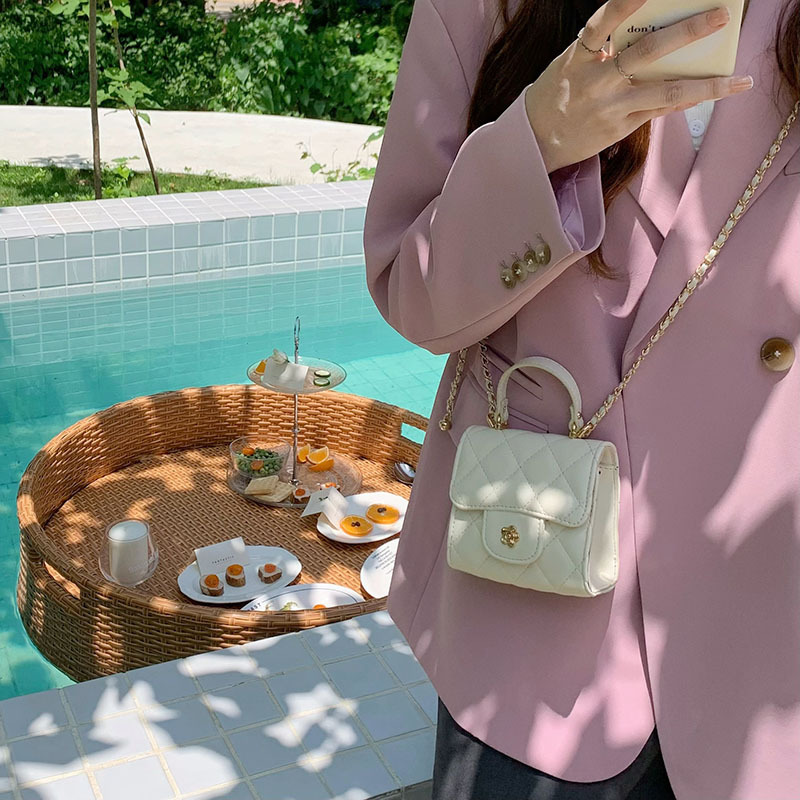 Designer Bag 2025 Summer New Mini Bag Socialite Luxury Bag Handbag Small Square Bag Women Niche Quilted Chain Versatile Crossbody Bag Tote Bag