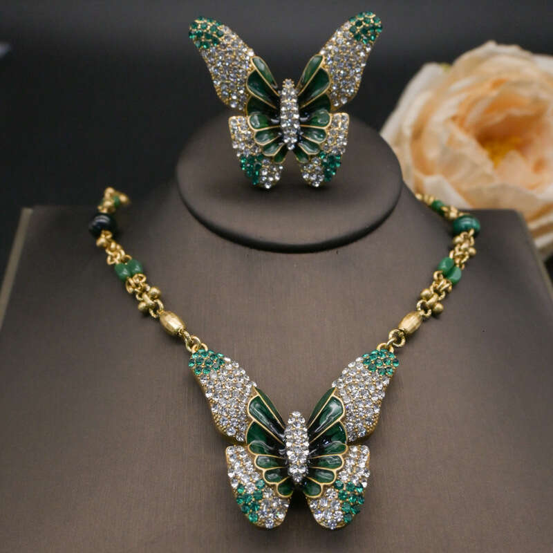 Vintage Butterfly Earring Set Fashion Accessories Spring New Design Sense High-end Feel for Women