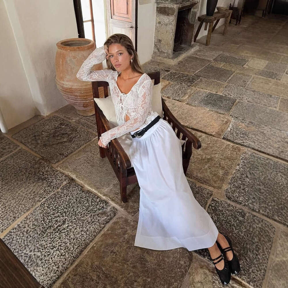 Thin Hollow Out U-Neck Long Sleeve Lace Blouse Women's Spring Summer Layerable Sweet Spicy Pure Desire Style Cover-Up Sun Protection Top B5