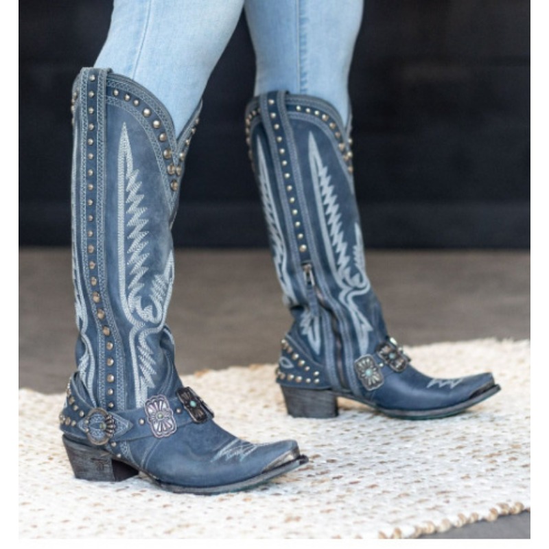 Retro Style Womens Western Cowboy Boots - Durable Leather Footwear for Country Chic