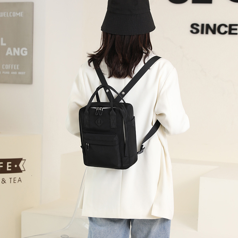 2025 Spring New Women's Fashion Trendy Backpack Large Capacity Water-Resistant Outdoor Travel Handbag ddmymoon