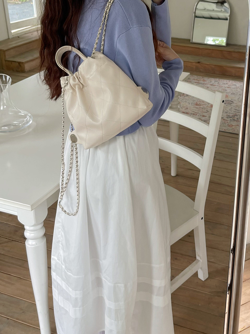 Designer Bag Quilted Chain Backpack For Women New Casual Versatile Large Capacity Luxury Bag Handbag Commuter Bag Tote Bag