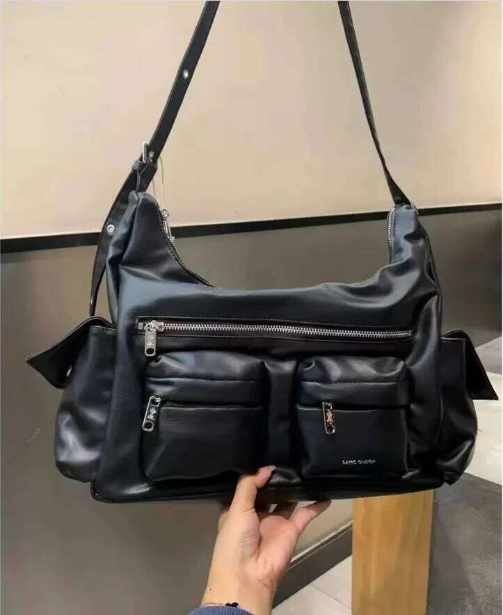 orean niche M size medium brand samoondoh motorbike cross-body same bag