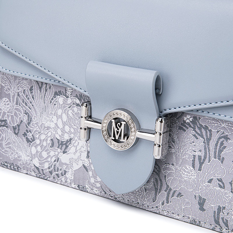 2025 Spring Summer New Women's Niche High-Quality Embroidery Shoulder for Work Commute Fashionable Personality Crossbody Bag ddmymoon