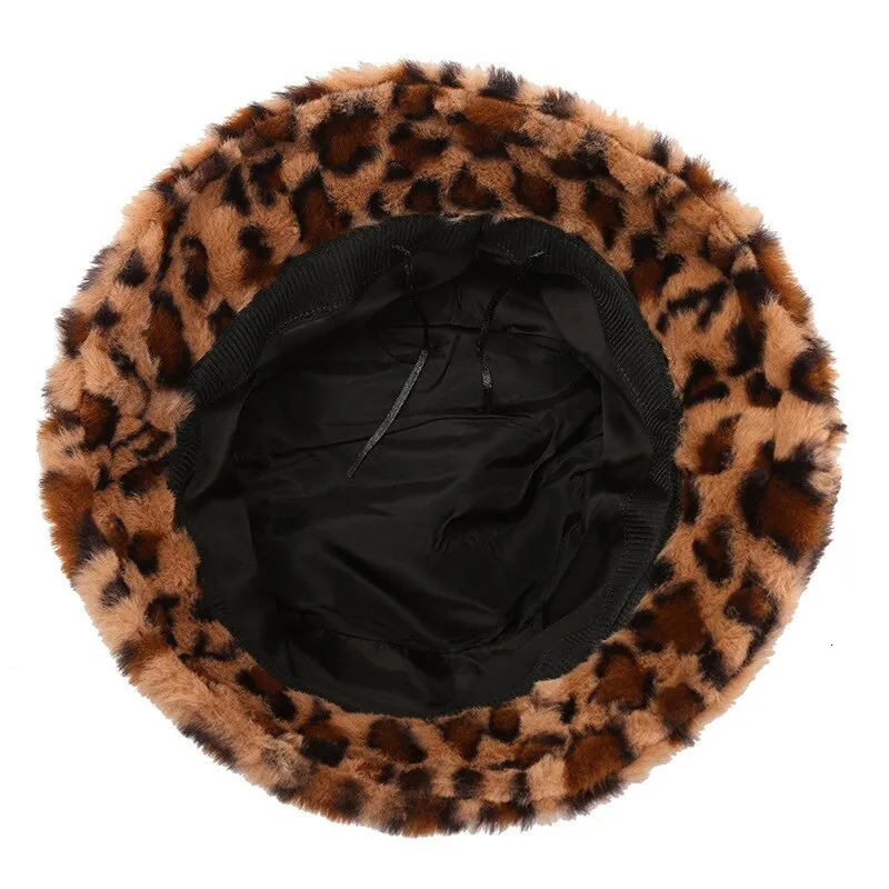 Leopard Print Hat Woman Winter Show Face Little Fisherman Hat Woman Versatile Warm Pot Ins Plush Bucket Hat 250724
