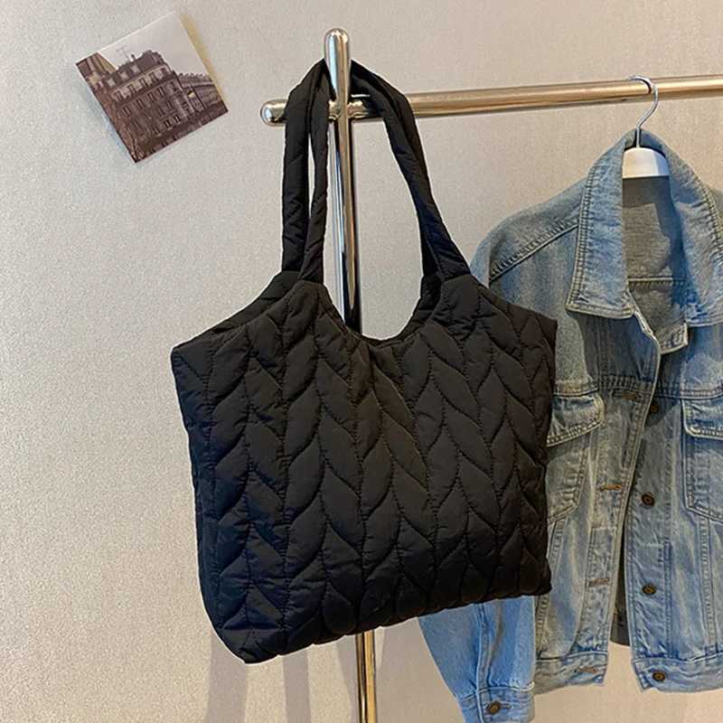 Lingge Embroidered Thread Wens Bag New Small Design Sense Handbag Simple And Large Capacity Shoulder Fabric Bag Y250730