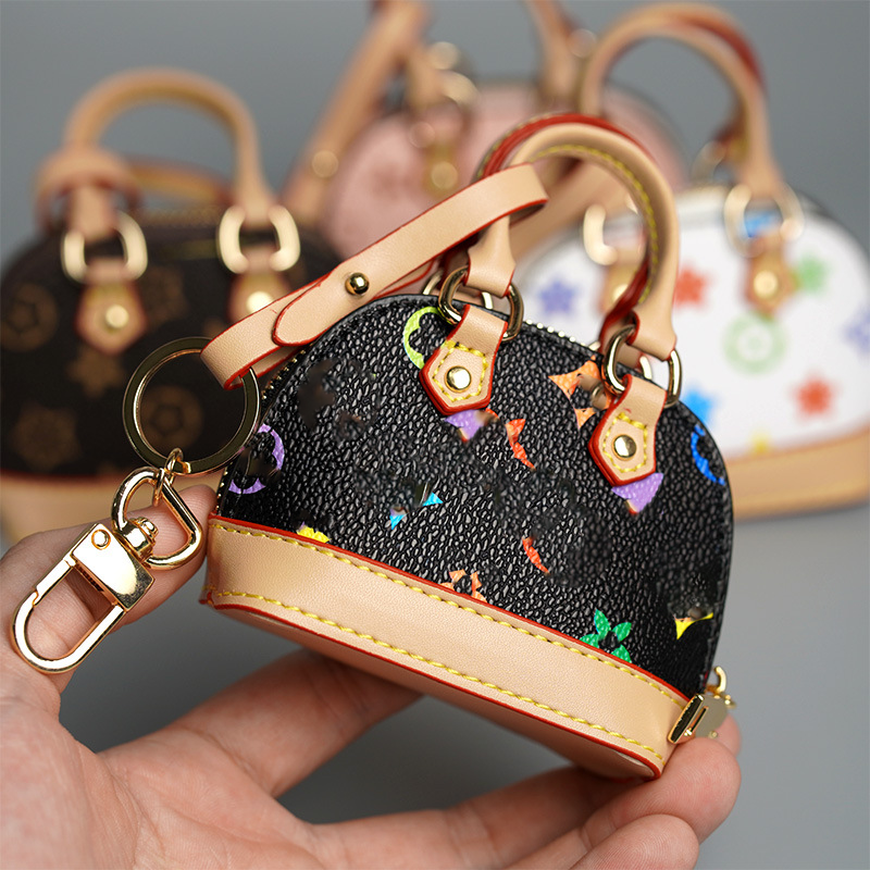 Designer Keychain Bucket Bag Charm Car Keychain Handmade Leather Keychains Man Woman Purse Bags Pendant Mini Fashion Keychains Accessories Gifts