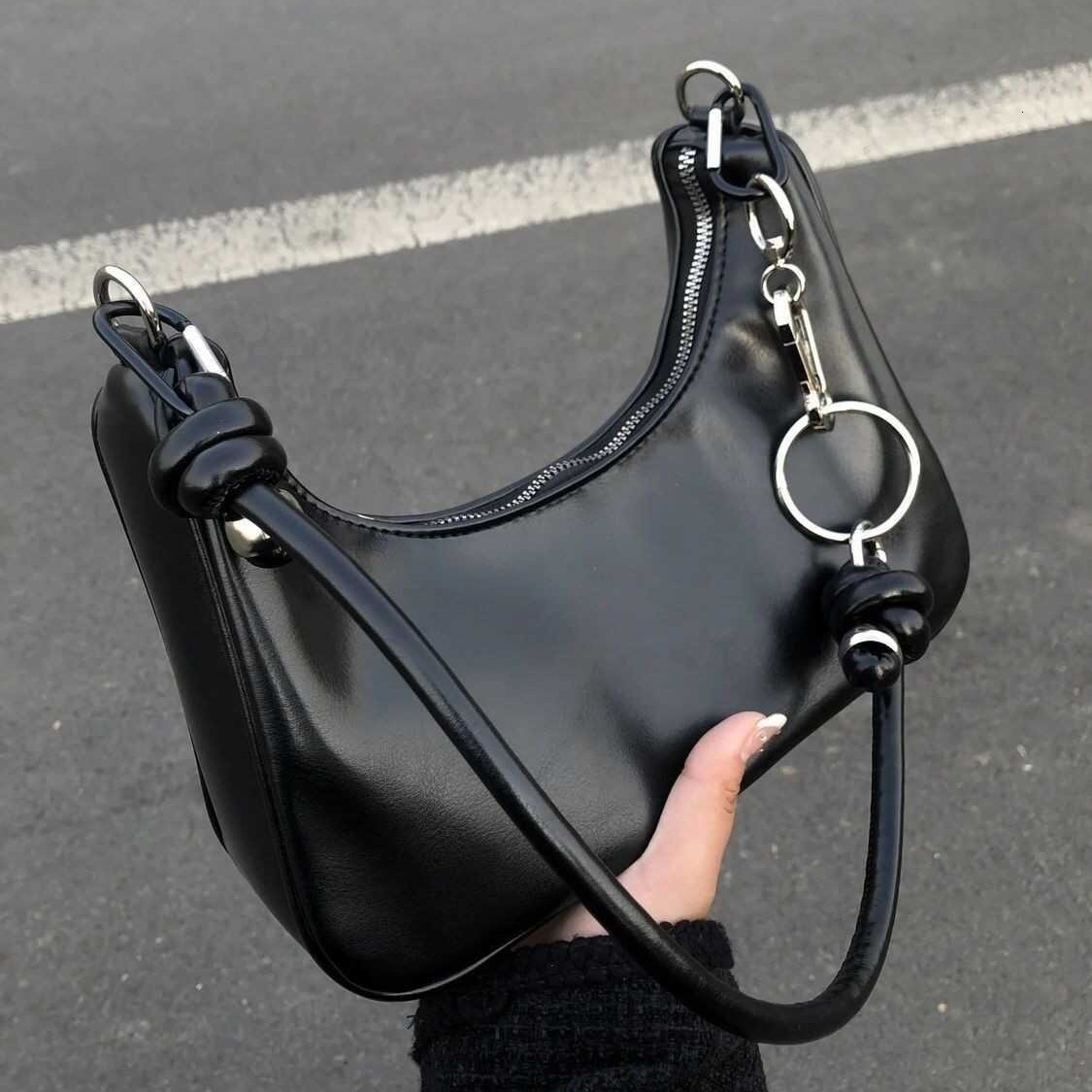 Summer New Women's Shoulder Bag Fashion Handbag Niche Women's Armpit Bag Summer New Commuting Bag Rock Texture Dumpling Bag Designer Bag