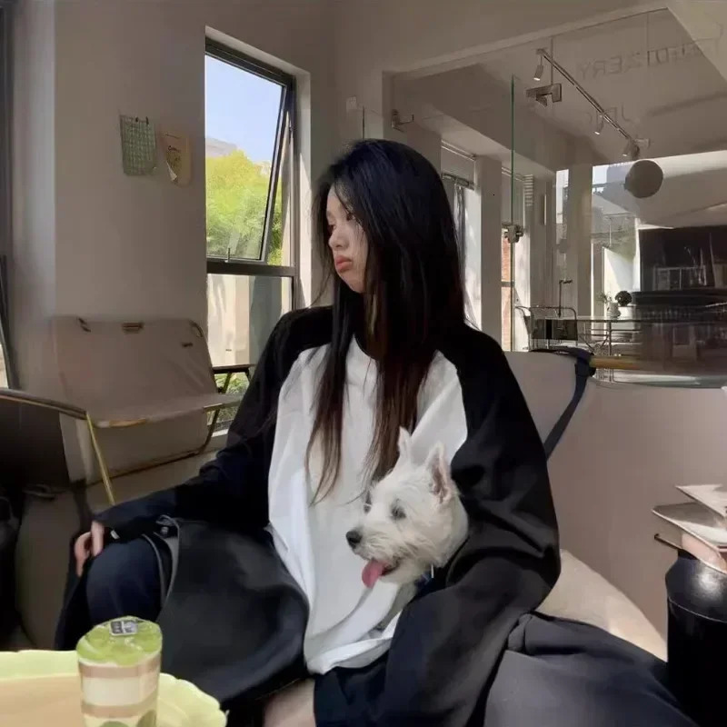 Casual Oversized TShirt Y2K Tops Harajuku Long Sleeve ONeck TShirts Spring Autumn Black White Patchwork Tees Women Streetwear 250729