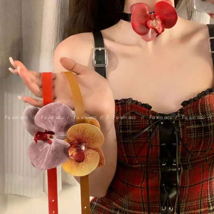 Butterfly Orchid Faux Flower Leather for Women, Artistic Sweet Cool Spicy Girl Necklace, Niche Design with High-end Feel Choker 61c