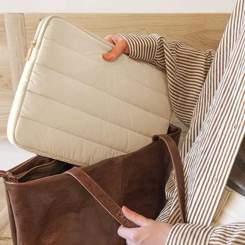New Puffy Laptop Sle Cover Bag 11 12 13 14 15 Inch Waterproof Computer Carrying Case Bags for iPad MacBook Asus HP Lenovo y250730