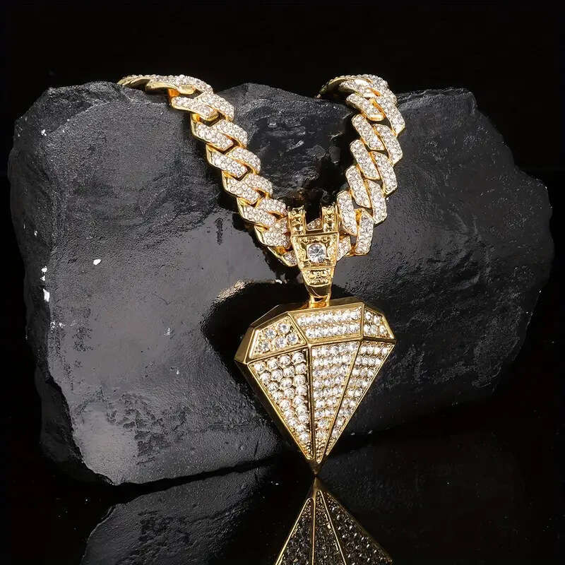 Cuban Necklace for Men and Women Cool Hip Hop Rapper Jewelry Personality Trendy Male Ins Style Full Dia Pendant