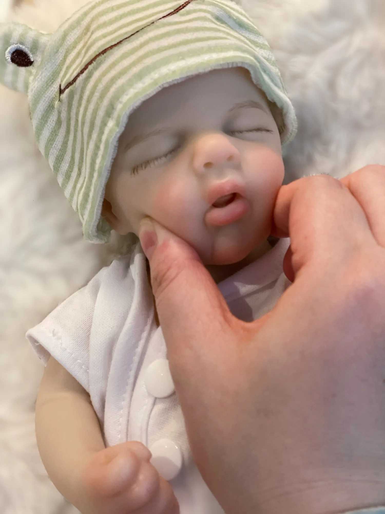 33cm Can Open Mouth Painted Solid Silicone LouLou Reborn Baby Girl and Boy Washable Newborn Baby Dolls for Kids Gift XJ250730