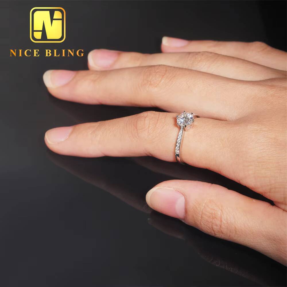 Wholesale Women Jewelry Moissanite Diamond 925 Sterling Silver Gold Plated Rings Romantic Wedding Rings Engagement Rings