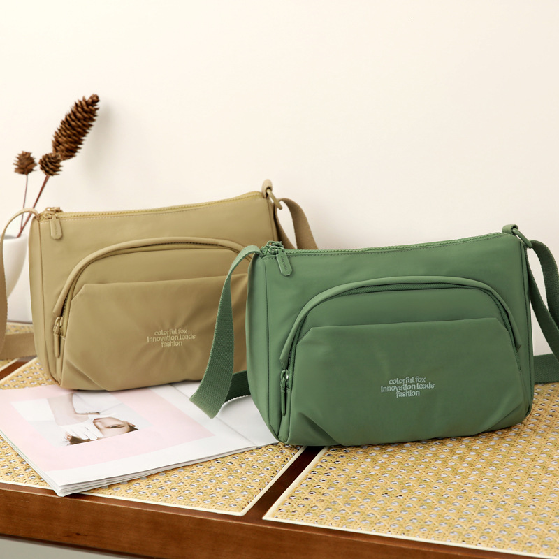 Colorful Fox Small Square Multi-layer Crossbody Casual Phone Nylon Women's Shoulder Bag ddmymoon