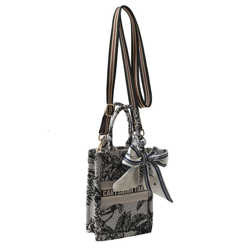 Fashion Monet Oil Painting Handbag for Women 2024 New Summer Phone Textured Niche Crossbody Bag