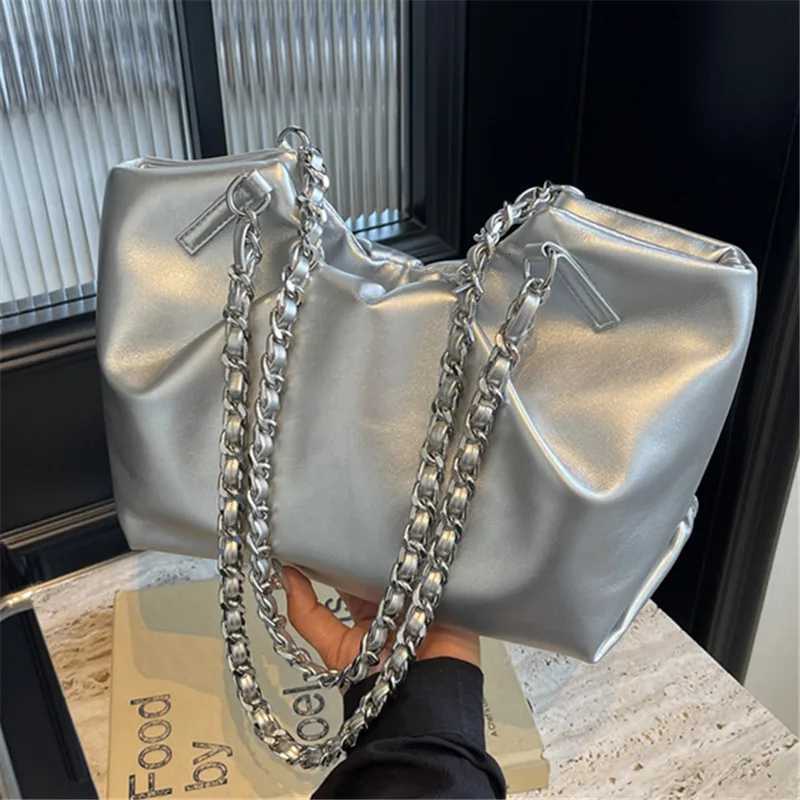 Silver Folded Chain Link Womens Crossbody Bag Urban mat Sle Soft Surface Zipper Closure Cloud Bag Trendy Summer 2024 Y250729