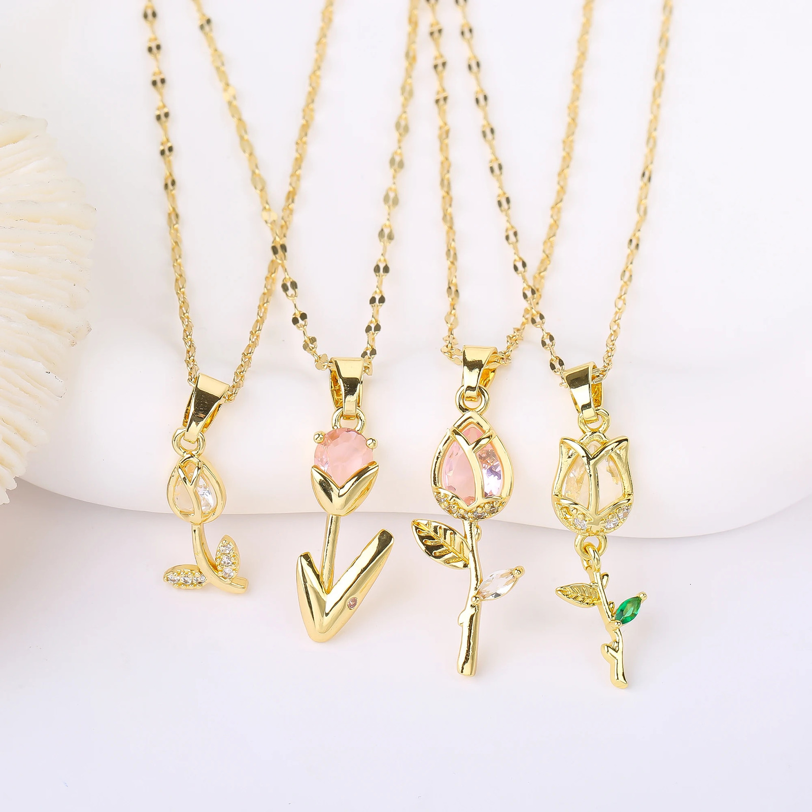 Light Zircon Tulip Flower Pendant Necklace for Women Elegant Clavicle Chain Fashion Party Jewelry Friendship Gift 250729
