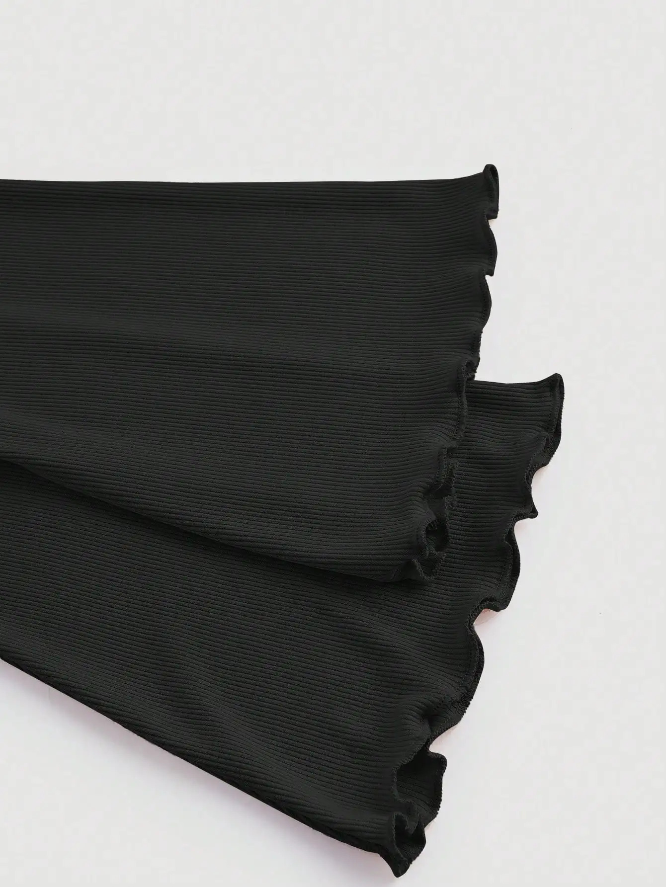 Pure Wind Spice Girl Temperament Black Vneck Top Female Autumn Winter Short Slimming Long Sleeve Tshirt Sexy Base Shirt 250729