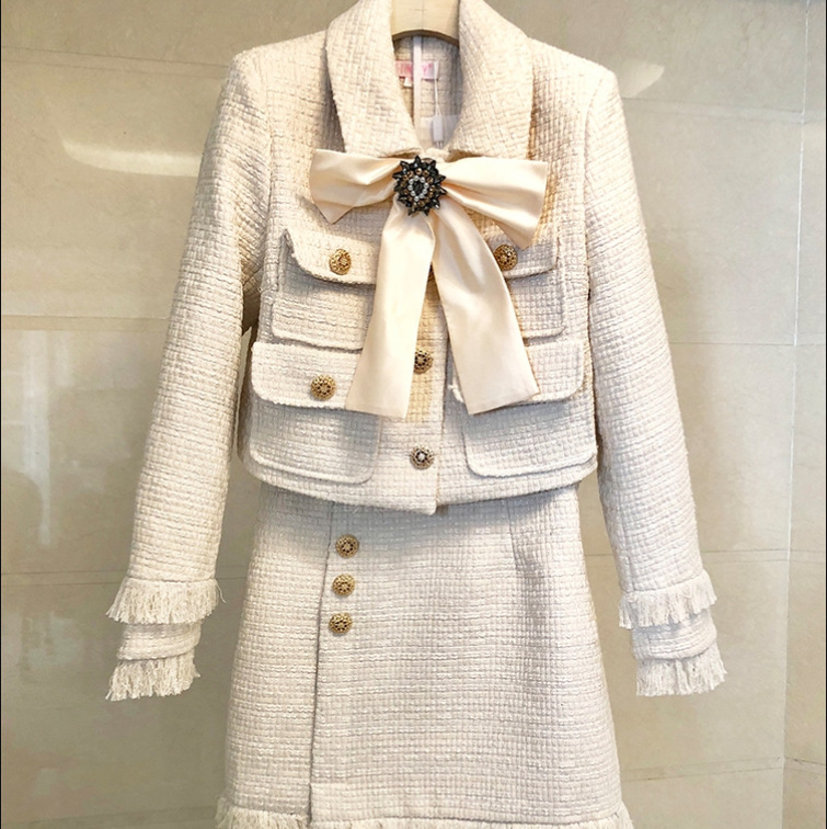 Vintage women's floral white suit jacket, top and skirt elegant set, winter jacquard fashionable fabric dress