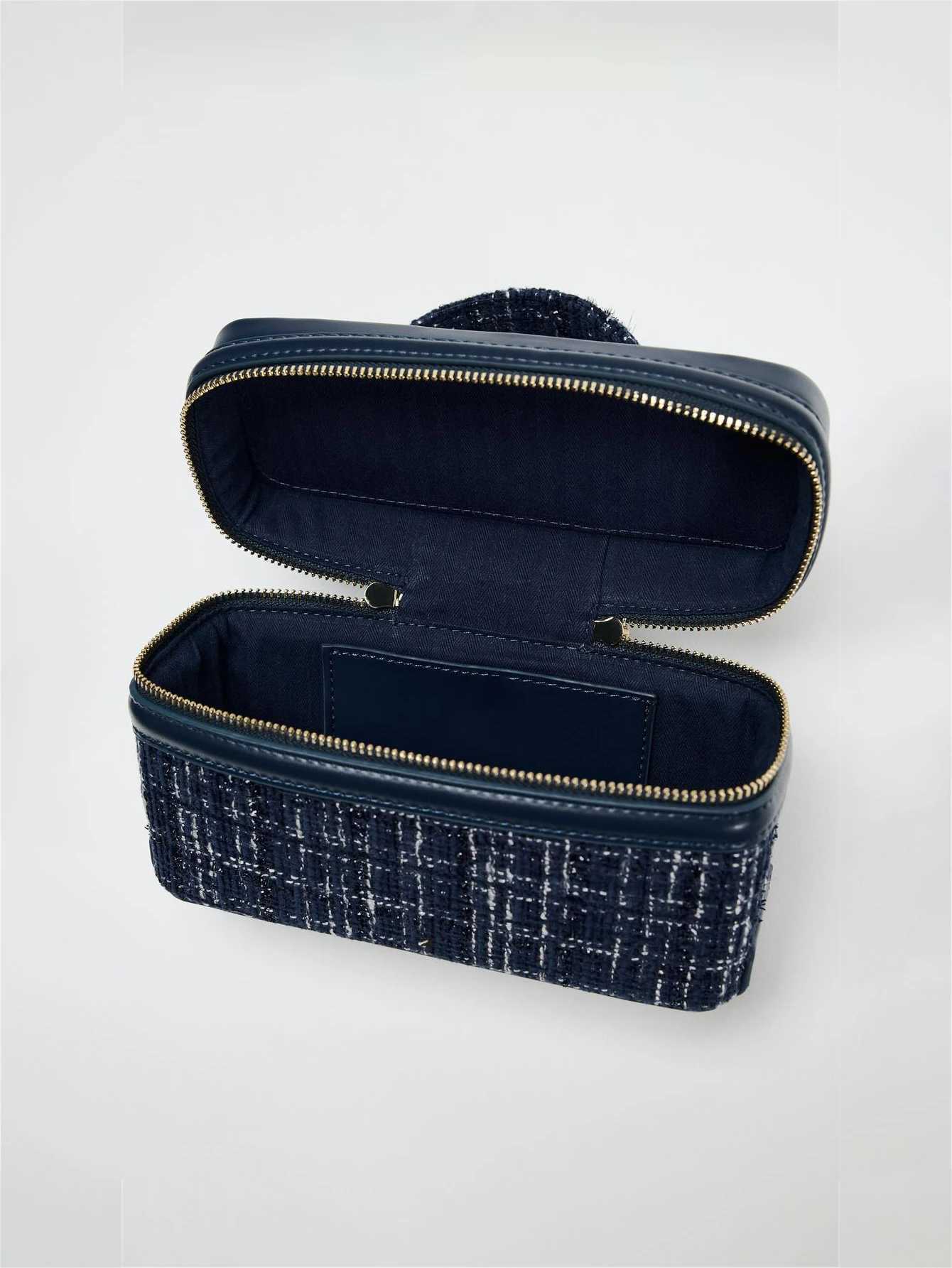 2024 Autumn and Winter New Small Square Bag with Hard Single Shoulder Crossbody Portable Fi Box Bag Wen Y250730