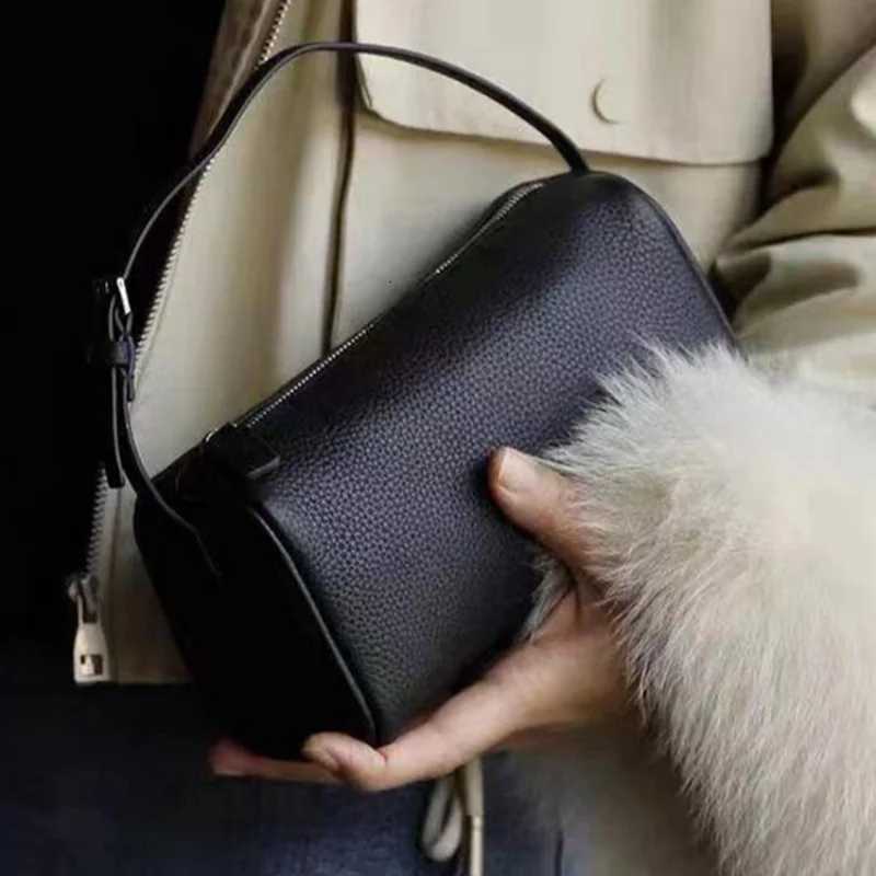 Pencil Bag Head Layer Premium Hand Woven Crossbody Large Capacity Simple Commuter Soft Leather Underarm Bag Y250729