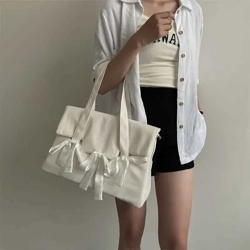 Black Laptop Bag for 15.6 Inch Laptop with Wi-Fi Shoulder Bags with Bow Tie Vintage Look Bags for Korean Girl French Style y250730