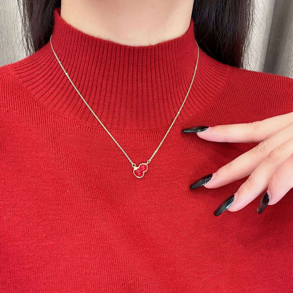 Gourd Sweater Chain Light High-End Elegant Versatile Unique Necklace 2024 New Women's Accessories Autumn Winter d5d