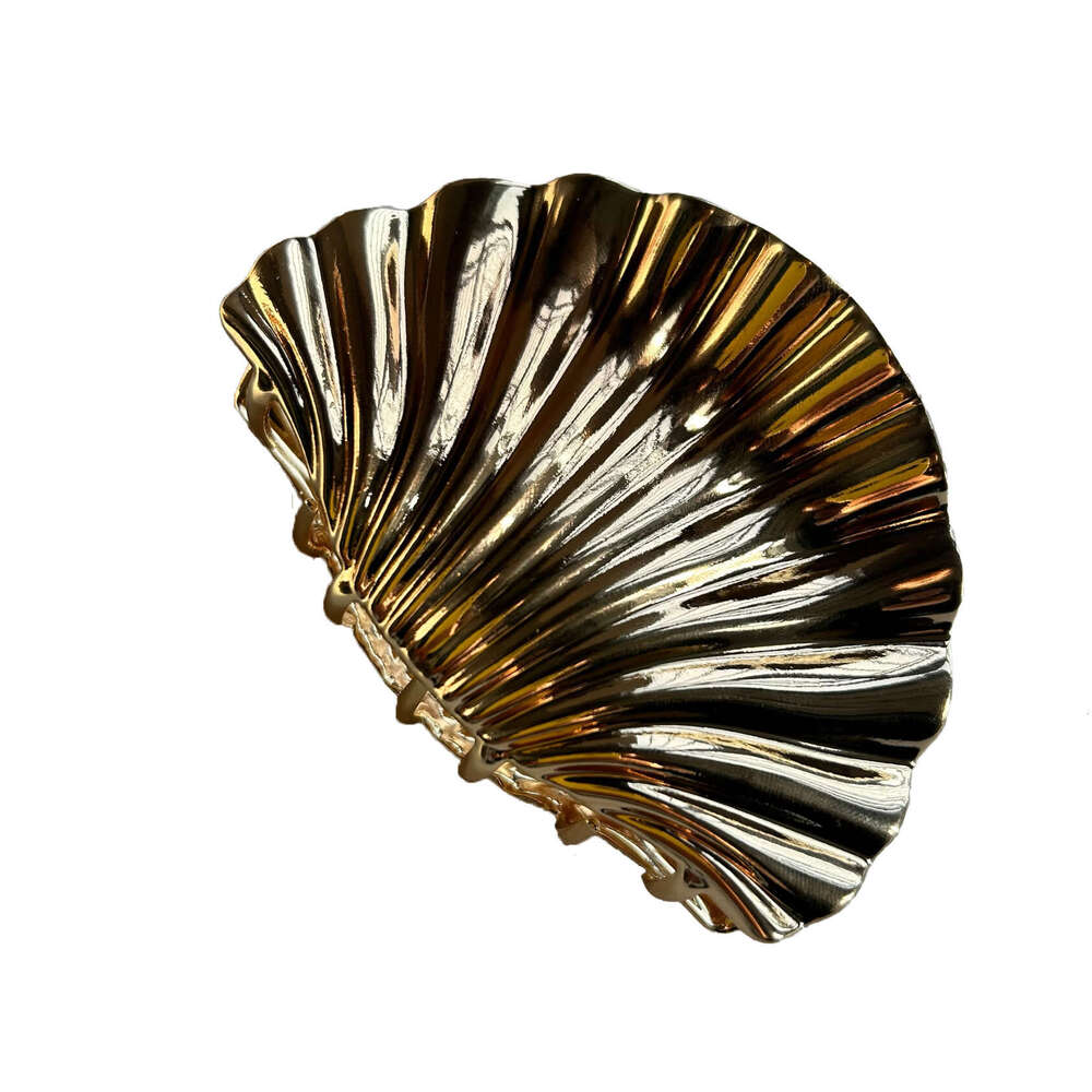 Vacation Style Large Shell Niche Design Alloy Claw Ins Bun Shark Clip Hair Accessory