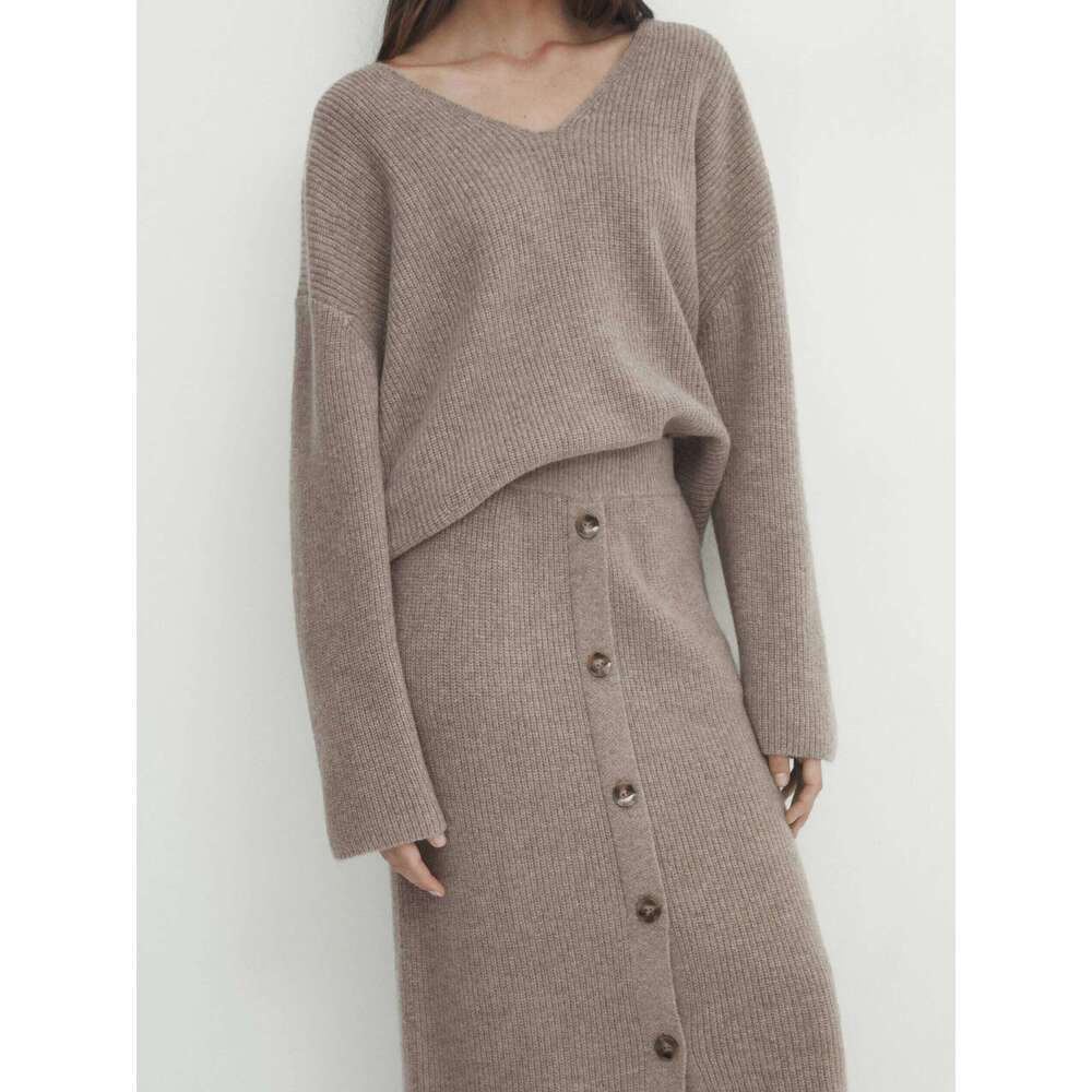 Ethereal MD 2025 Massidutti Spring New Style Of French Casual Slouchy Wool Blend Reverse V-Neck Knitwear 250728