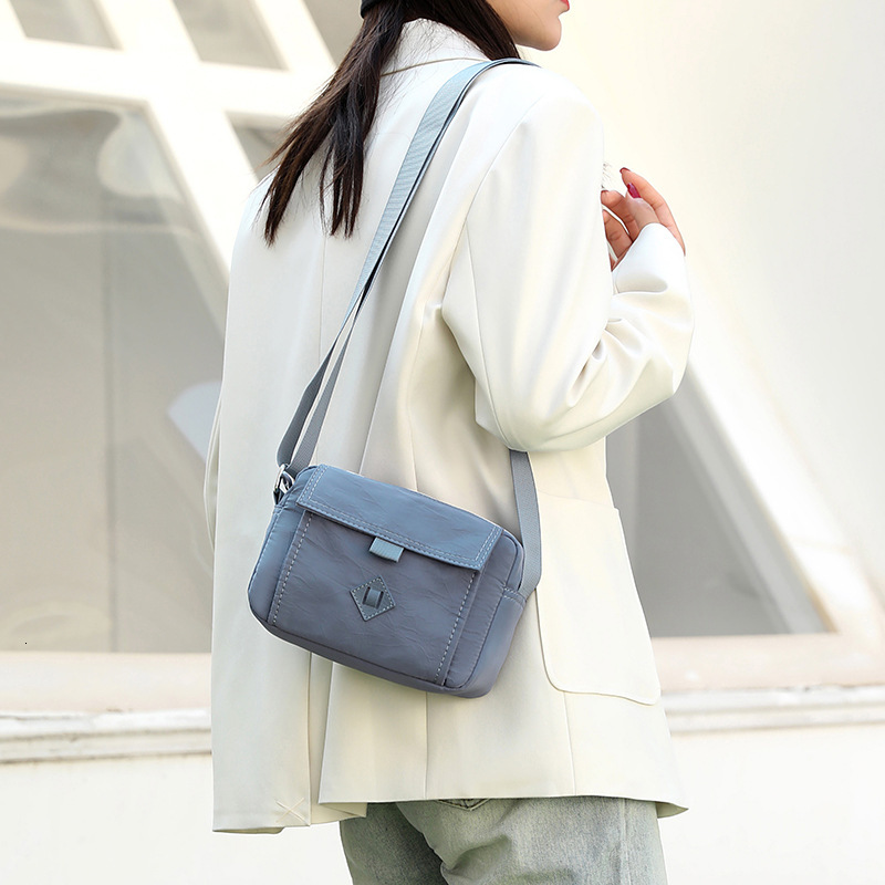 Colorful Fox Women's Shoulder Korean Version Fashion Trend Crossbody Phone Key Bag ddmymoon