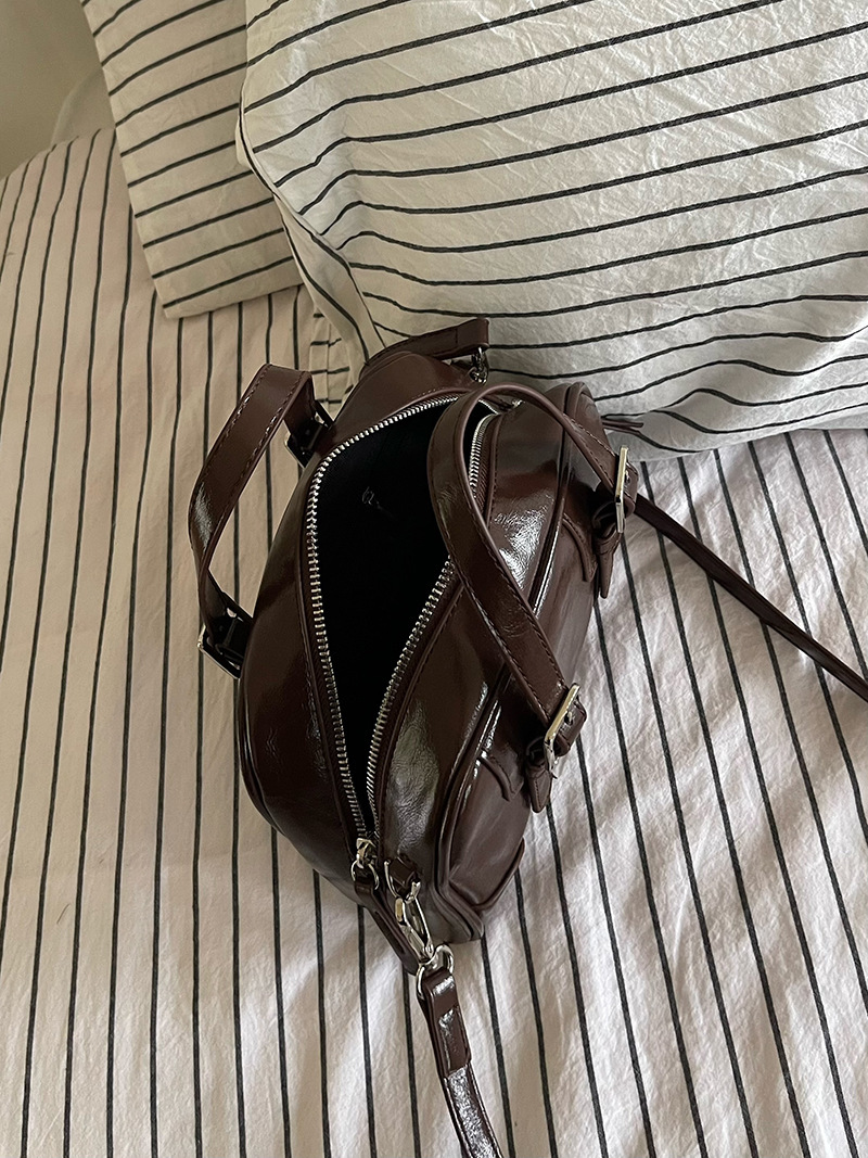 Designer Bag 2025 Luxury Bag New Korean Style Versatile Autumn Winter Niche Retro Black Handbag Versatile Shoulder Bag Crossbody Bag Trendy Tote Bag