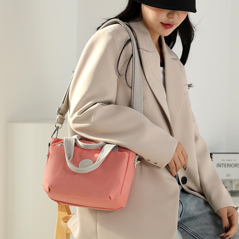 Colorful Fox New Women's Shoulder Korean Style Trendy Color-Block Crossbody Bag Commuting Portable Makeup Backpack ddmymoon