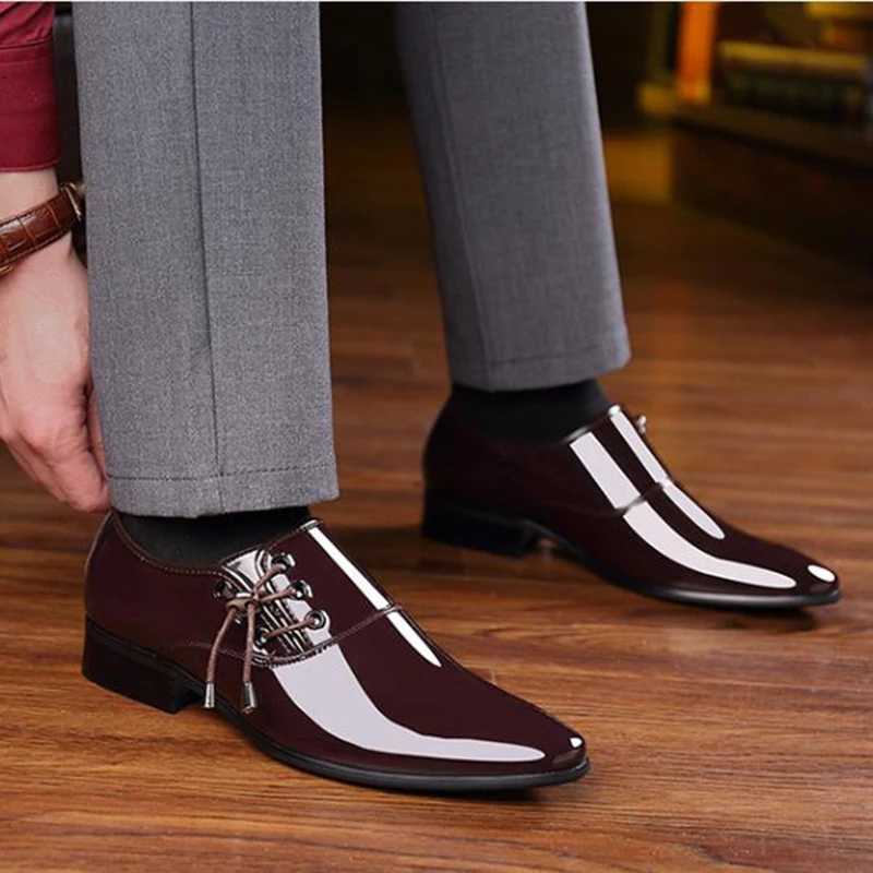 Mens Casual Leather Shoes Bright Casual Mens Dress Shoes Men Business Dress Leather Shoes Pointed Toe Slip-On Men Wedding Shoe Y250730