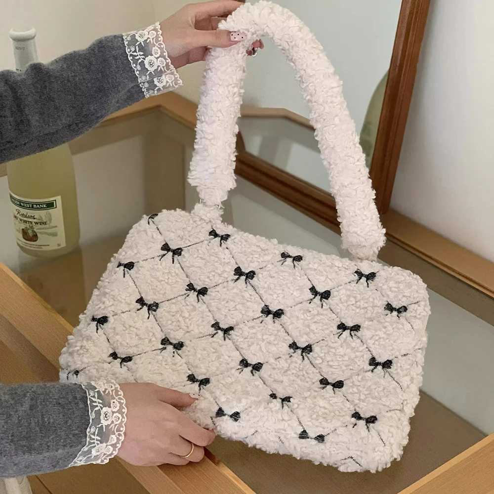 13.3 14 15.6 Inch Cute Laptop Bag for MacBook Air Pro 13 15 16 HP Huei Asus Acer Dell Xiaomi Len Plush Shoulder Handbag y250730