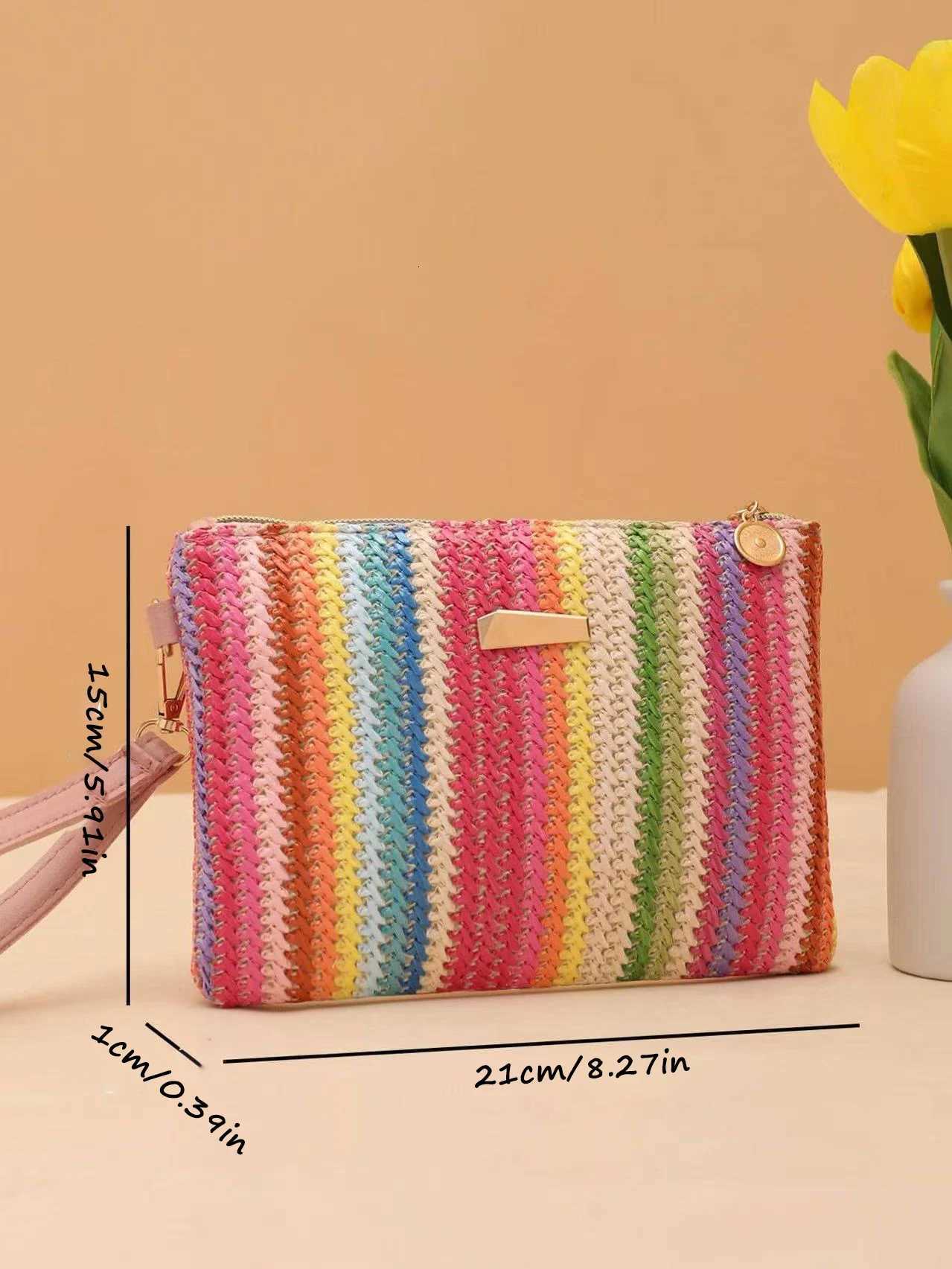 Womens woven handbag lightweight rainbow beach bag fashionable summer fashion accessories vacation shopping. zwq Y250729