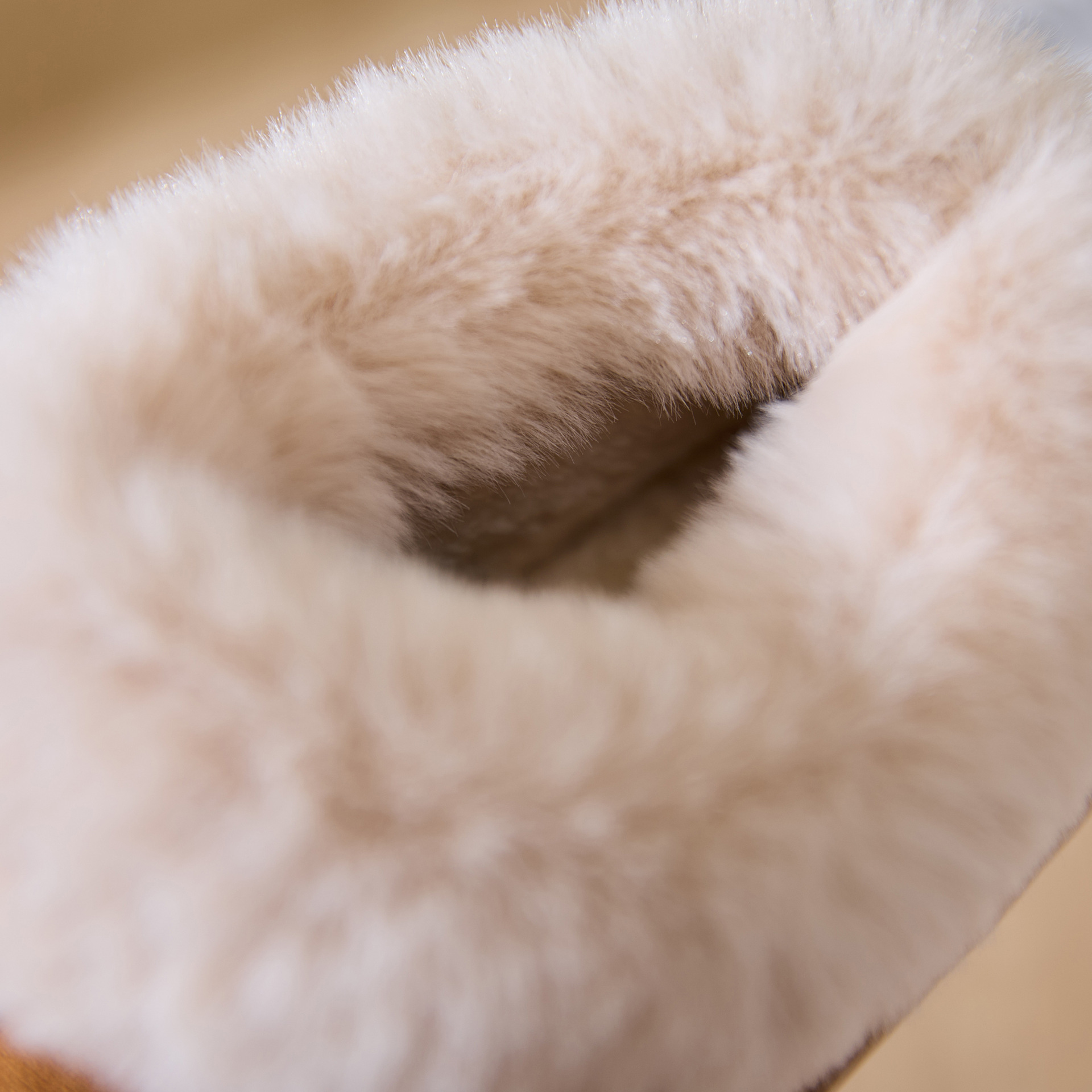 Thick-soled Ankle Snow Boots with Plush Lining Winter Couples' Shoes for Both Outdoor Activities & Home Non-slip Casual Cotton Slippers 2025