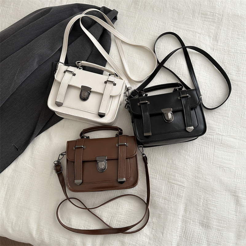 2025 Summer British Retro Handbag Women's Small Square Bag New Multi functional High end Fashion Women's Single Shoulder Crossbody Bag Desig