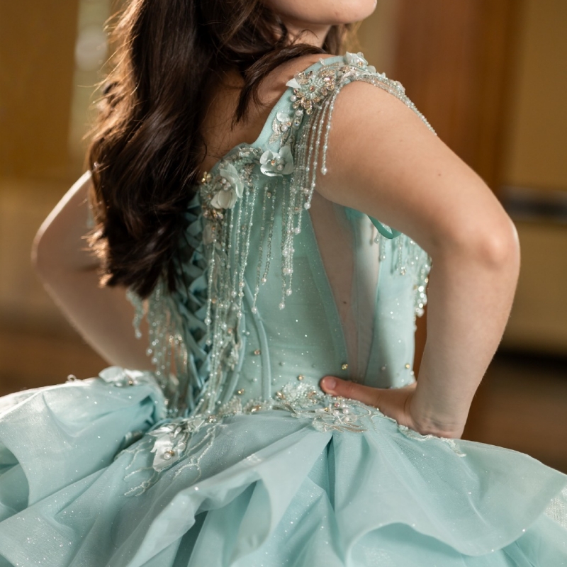 Light Green Quinceanera Dresses Off The Shoulder Applique Lace Beading Tull Ball Gown Vestidos De 15 Anos Sweet 16 Dress