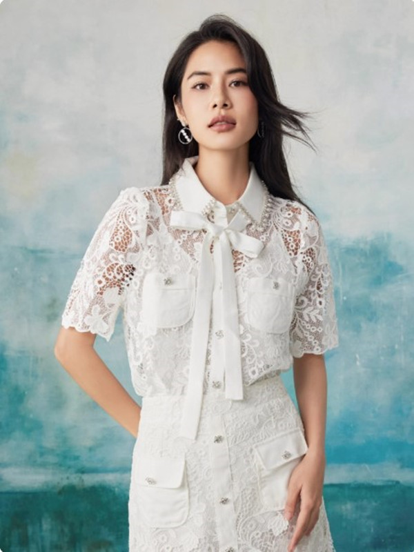 Women's Elegant French Hollow airy Lace Top with Pocket Designer White Lace Shirt Party Summer Resort Wear Office Women Clothing 6112420