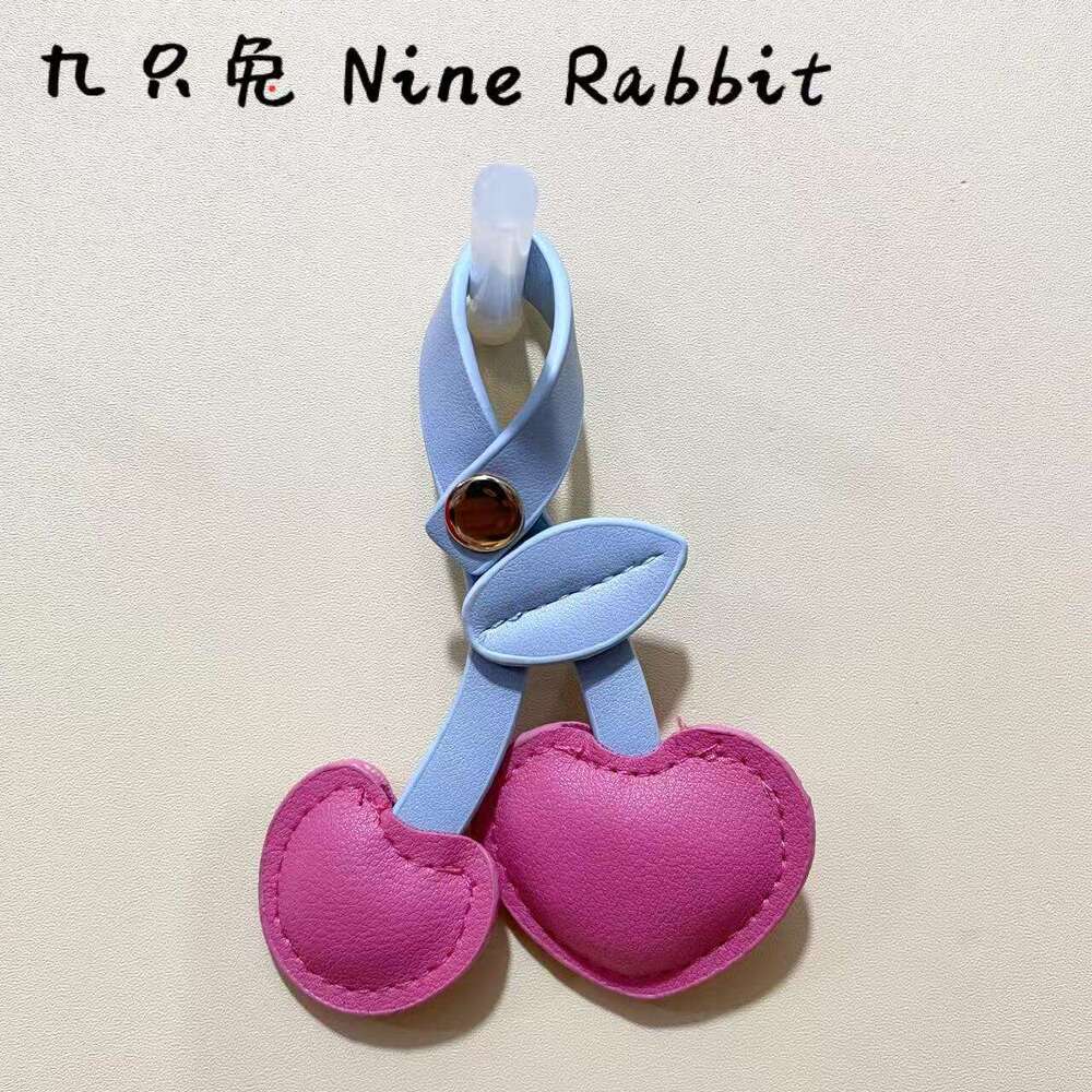 Charming Cherry Keychain - Vintage Leather Bag Charm for Women, Cute Fruit Decor in 5 Colors, Perfect Gift for Girls & Teens