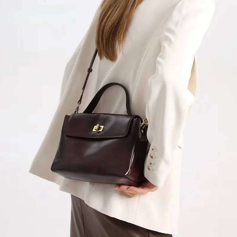 2025 high quality geniune leather Square vintage women handbag commuter top-handle shoulder crossbody Bag small purse