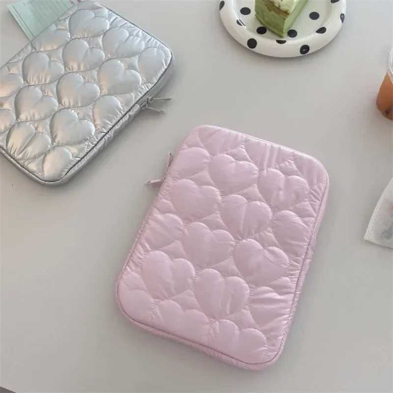 11-15.6 inch Tablet Bag for iPad Large Capacity Shockproof Pouch Bags Korean INS Embroidered Handbag Portable y250730